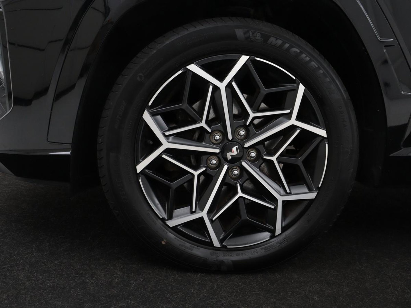 Hyundai Tucson 1.6 T-GDI PHEV N Line Sky 4WD | Panoramadak | Stoelverwarming | Leder/Alcantara | Camera | Adaptive cruise | Carplay | Full LED | Stuurverwarming | Keyless | Plug In