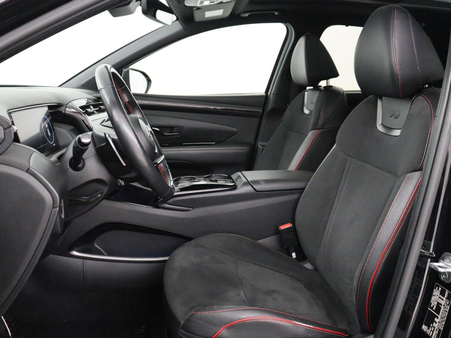 Hyundai Tucson 1.6 T-GDI PHEV N Line Sky 4WD | Panoramadak | Stoelverwarming | Leder/Alcantara | Camera | Adaptive cruise | Carplay | Full LED | Stuurverwarming | Keyless | Plug In