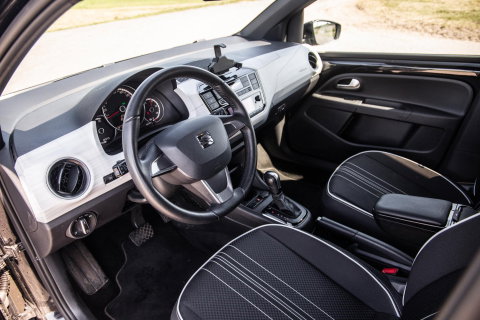 SEAT Mii Electric electric Plus STOEL VERWARMING / AIRCO / CRUISE CONTROLE / ZWART / AUTOMAAT