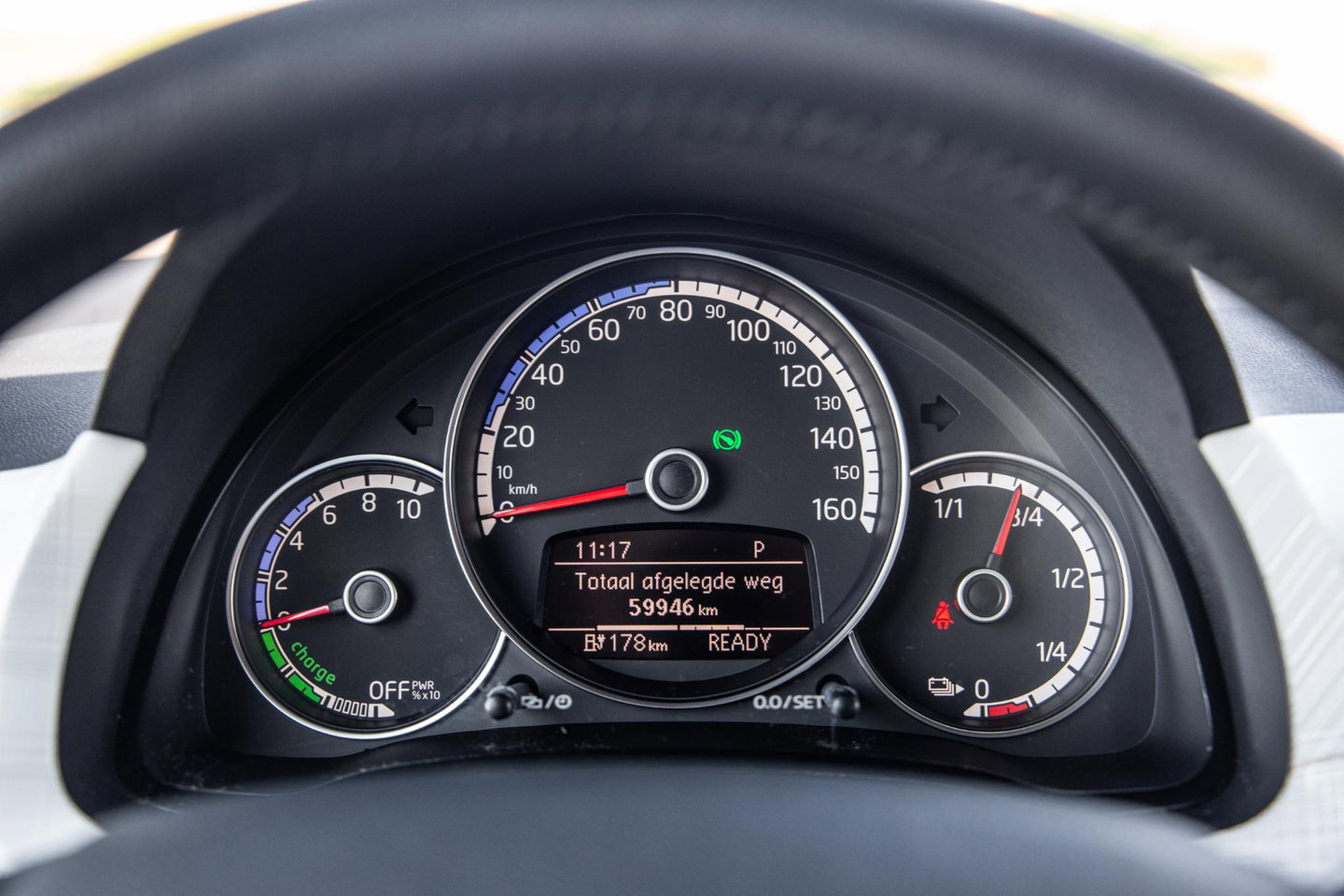 SEAT Mii Electric electric Plus STOEL VERWARMING / AIRCO / CRUISE CONTROLE / ZWART / AUTOMAAT