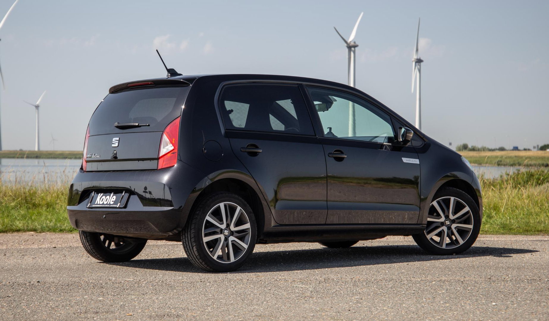 SEAT Mii Electric electric Plus STOEL VERWARMING / AIRCO / CRUISE CONTROLE / ZWART / AUTOMAAT