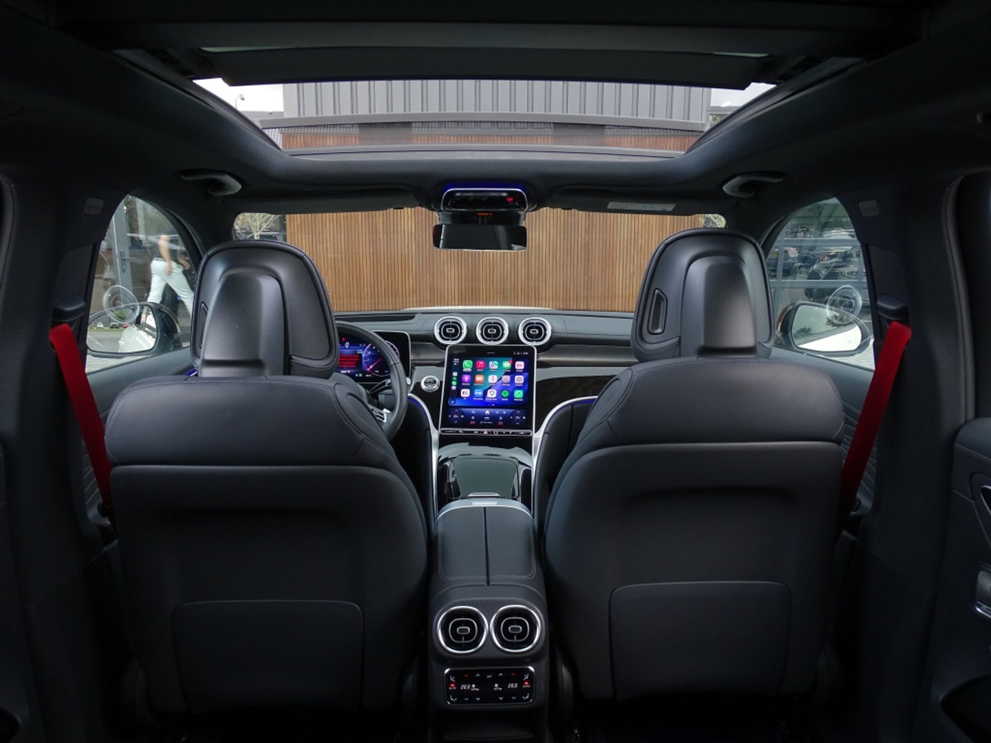 Mercedes-Benz GLC 300 4MATIC AMG 258PK / Designo / Burmester / LED
