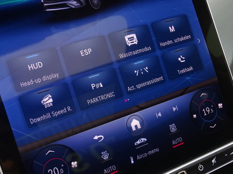 Mercedes-Benz GLC 300 4MATIC AMG 258PK / Designo / Burmester / LED