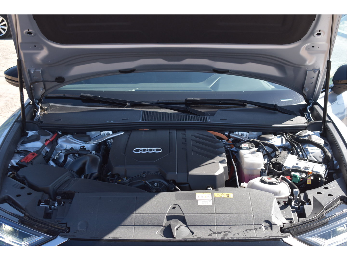 Audi A6 Avant 50 TFSI e quattro S edition 299 pk | Keyless | Standkachel | Pano.dak | Camera | Elekt.stoelen | Carplay | DAB | Stuurverwarming | Full LED | 20" LM