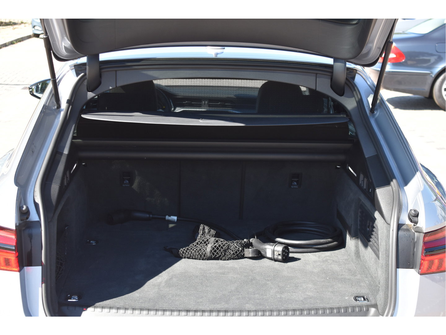 Audi A6 Avant 50 TFSI e quattro S edition 299 pk | Keyless | Standkachel | Pano.dak | Camera | Elekt.stoelen | Carplay | DAB | Stuurverwarming | Full LED | 20" LM