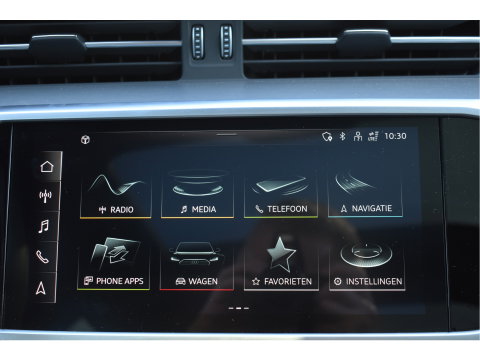 Audi A6 Avant 50 TFSI e quattro S edition 299 pk | Keyless | Standkachel | Pano.dak | Camera | Elekt.stoelen | Carplay | DAB | Stuurverwarming | Full LED | 20" LM