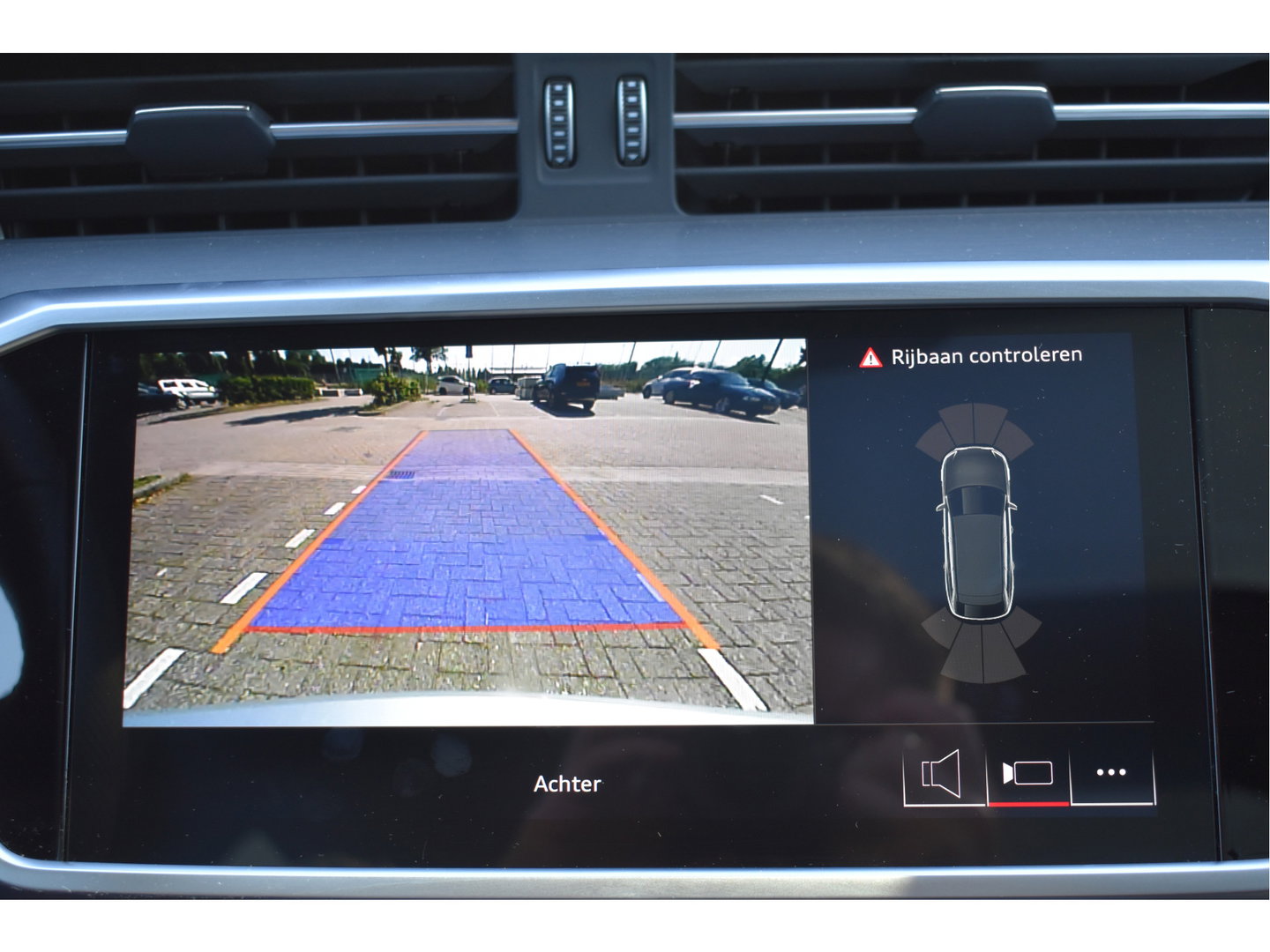 Audi A6 Avant 50 TFSI e quattro S edition 299 pk | Keyless | Standkachel | Pano.dak | Camera | Elekt.stoelen | Carplay | DAB | Stuurverwarming | Full LED | 20" LM