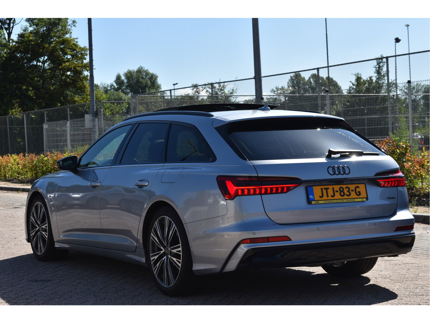 Audi A6 Avant 50 TFSI e quattro S edition 299 pk | Keyless | Standkachel | Pano.dak | Camera | Elekt.stoelen | Carplay | DAB | Stuurverwarming | Full LED | 20" LM