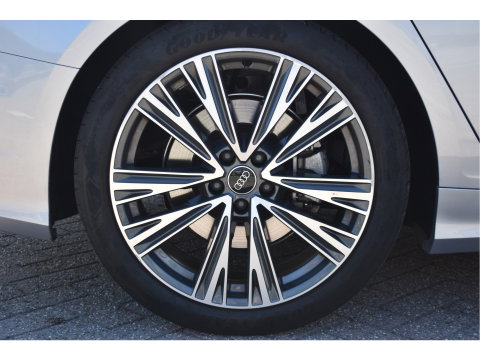 Audi A6 Avant 50 TFSI e quattro S edition 299 pk | Keyless | Standkachel | Pano.dak | Camera | Elekt.stoelen | Carplay | DAB | Stuurverwarming | Full LED | 20" LM