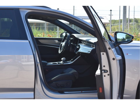 Audi A6 Avant 50 TFSI e quattro S edition 299 pk | Keyless | Standkachel | Pano.dak | Camera | Elekt.stoelen | Carplay | DAB | Stuurverwarming | Full LED | 20" LM