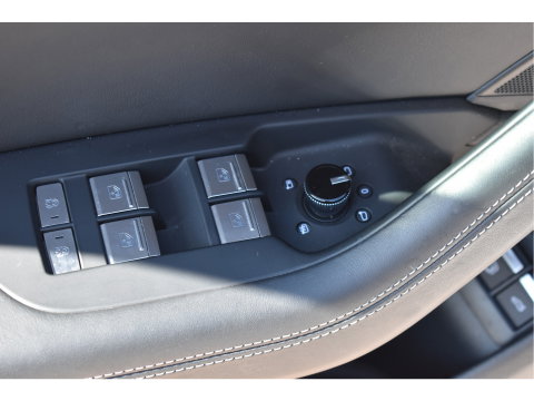 Audi A6 Avant 50 TFSI e quattro S edition 299 pk | Keyless | Standkachel | Pano.dak | Camera | Elekt.stoelen | Carplay | DAB | Stuurverwarming | Full LED | 20" LM