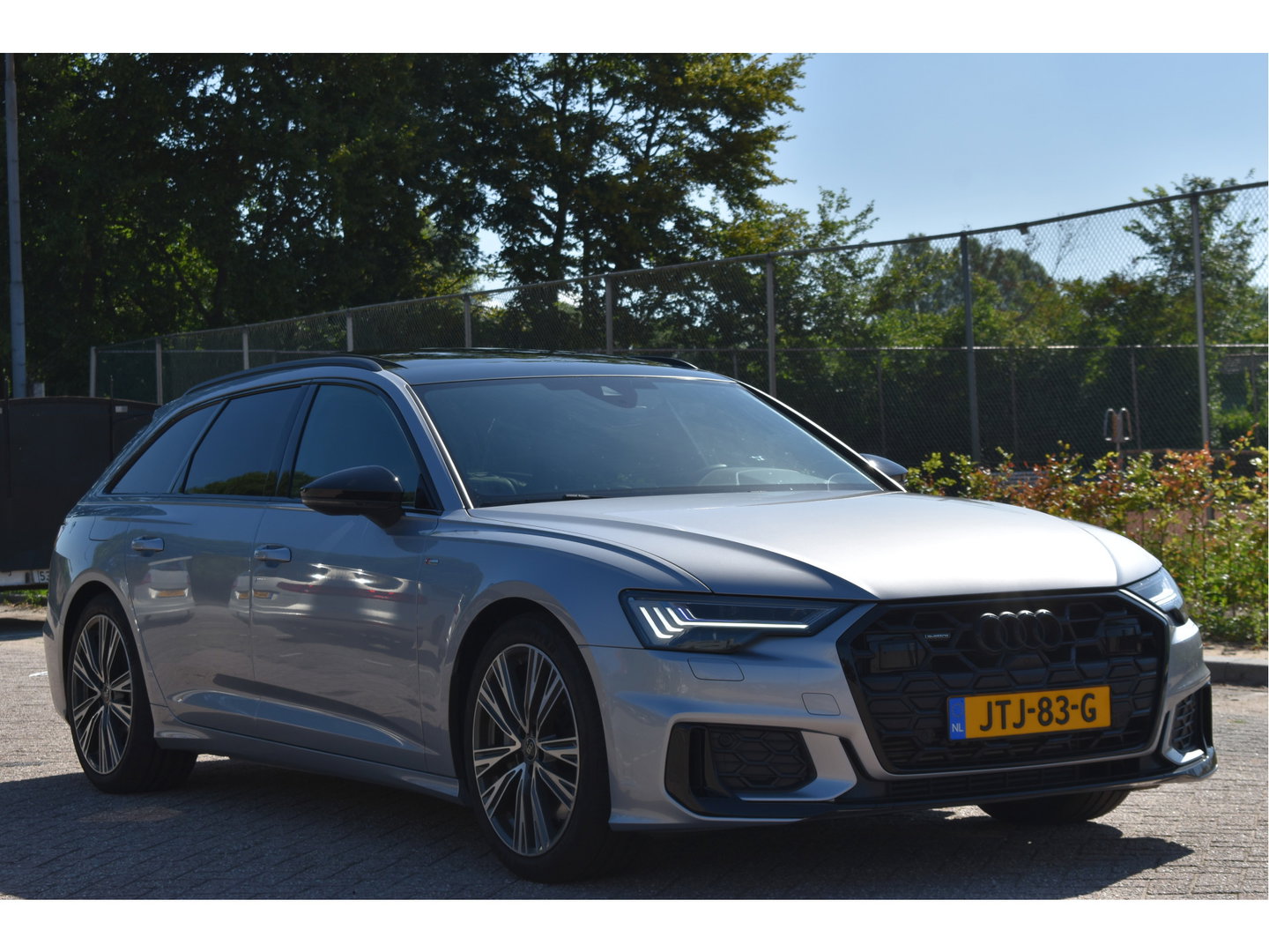 Audi A6 Avant 50 TFSI e quattro S edition 299 pk | Keyless | Standkachel | Pano.dak | Camera | Elekt.stoelen | Carplay | DAB | Stuurverwarming | Full LED | 20" LM