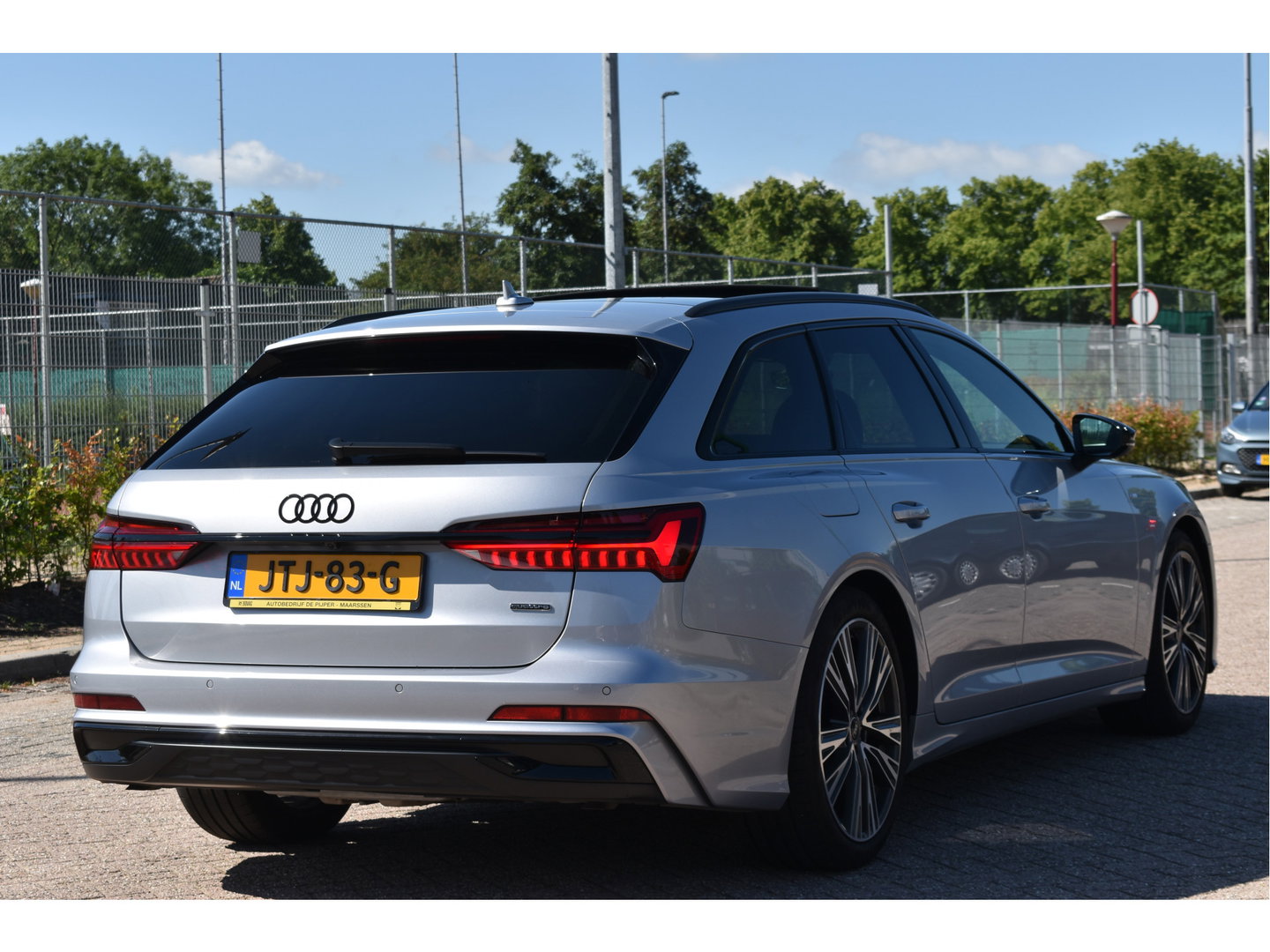Audi A6 Avant 50 TFSI e quattro S edition 299 pk | Keyless | Standkachel | Pano.dak | Camera | Elekt.stoelen | Carplay | DAB | Stuurverwarming | Full LED | 20" LM