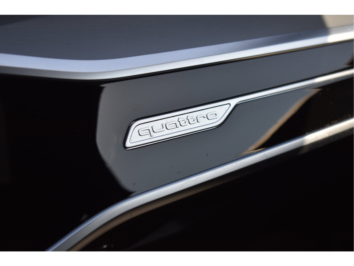 Audi A6 Avant 50 TFSI e quattro S edition 299 pk | Keyless | Standkachel | Pano.dak | Camera | Elekt.stoelen | Carplay | DAB | Stuurverwarming | Full LED | 20" LM