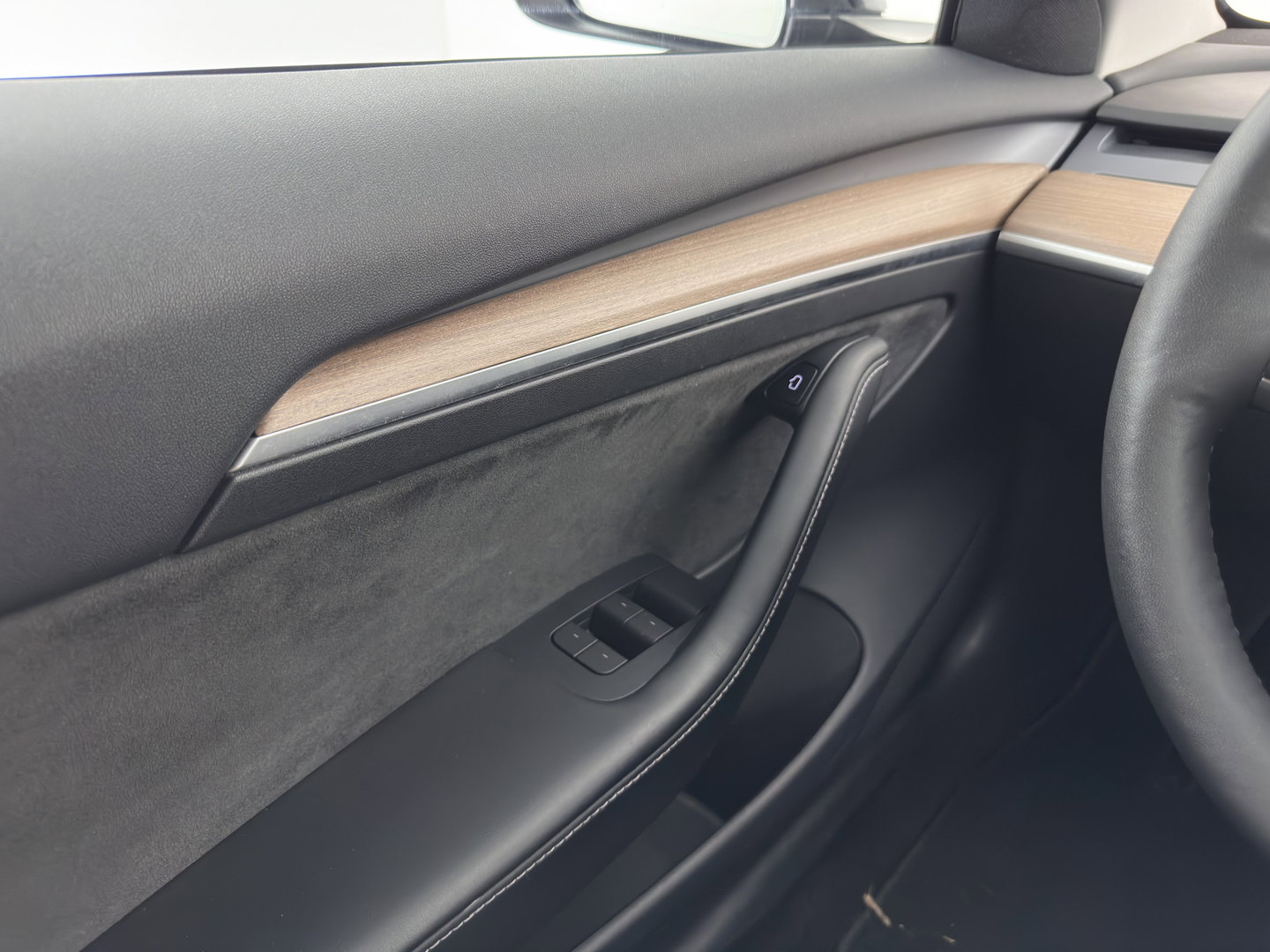Tesla Model 3 Standard RWD Plus 60 kWh [3-Fase-11kW] {SoH-90%} (INCL-BTW) Aut. *PANO | AUTOPILOT | LEATHER | KEYLESS | FULL-LED | MEMORY-PACK | TOPVIEW | DAB | CARPLAY | DIGI-COCKPIT | LANE-ASSIST | HEATED- COMFORTSEATS | 19"ALU*