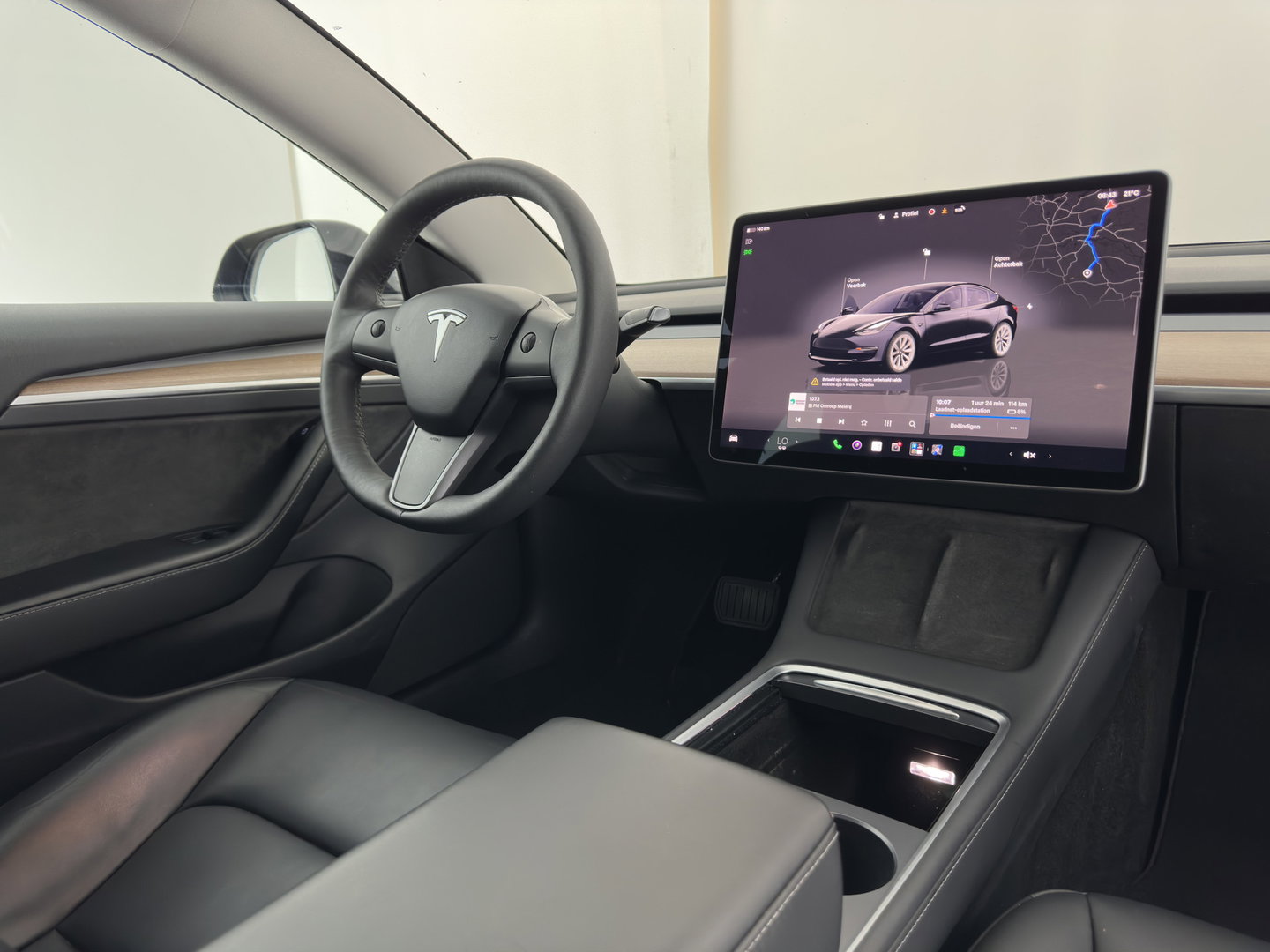Tesla Model 3 Standard RWD Plus 60 kWh [3-Fase-11kW] {SoH-90%} (INCL-BTW) Aut. *PANO | AUTOPILOT | LEATHER | KEYLESS | FULL-LED | MEMORY-PACK | TOPVIEW | DAB | CARPLAY | DIGI-COCKPIT | LANE-ASSIST | HEATED- COMFORTSEATS | 19"ALU*