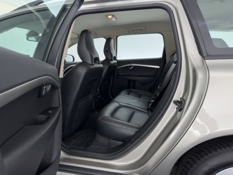 Volvo V70 2.0D Limited Edition Aut. *LEATHER | COMFORTSEATS | ECC | PDC | CRUISE | TOWBAR | 16''ALU*