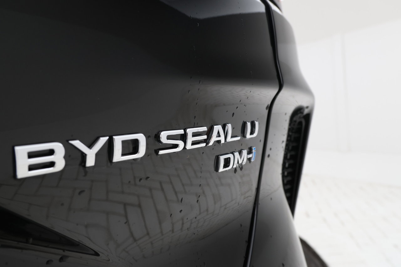 BYD SEAL U