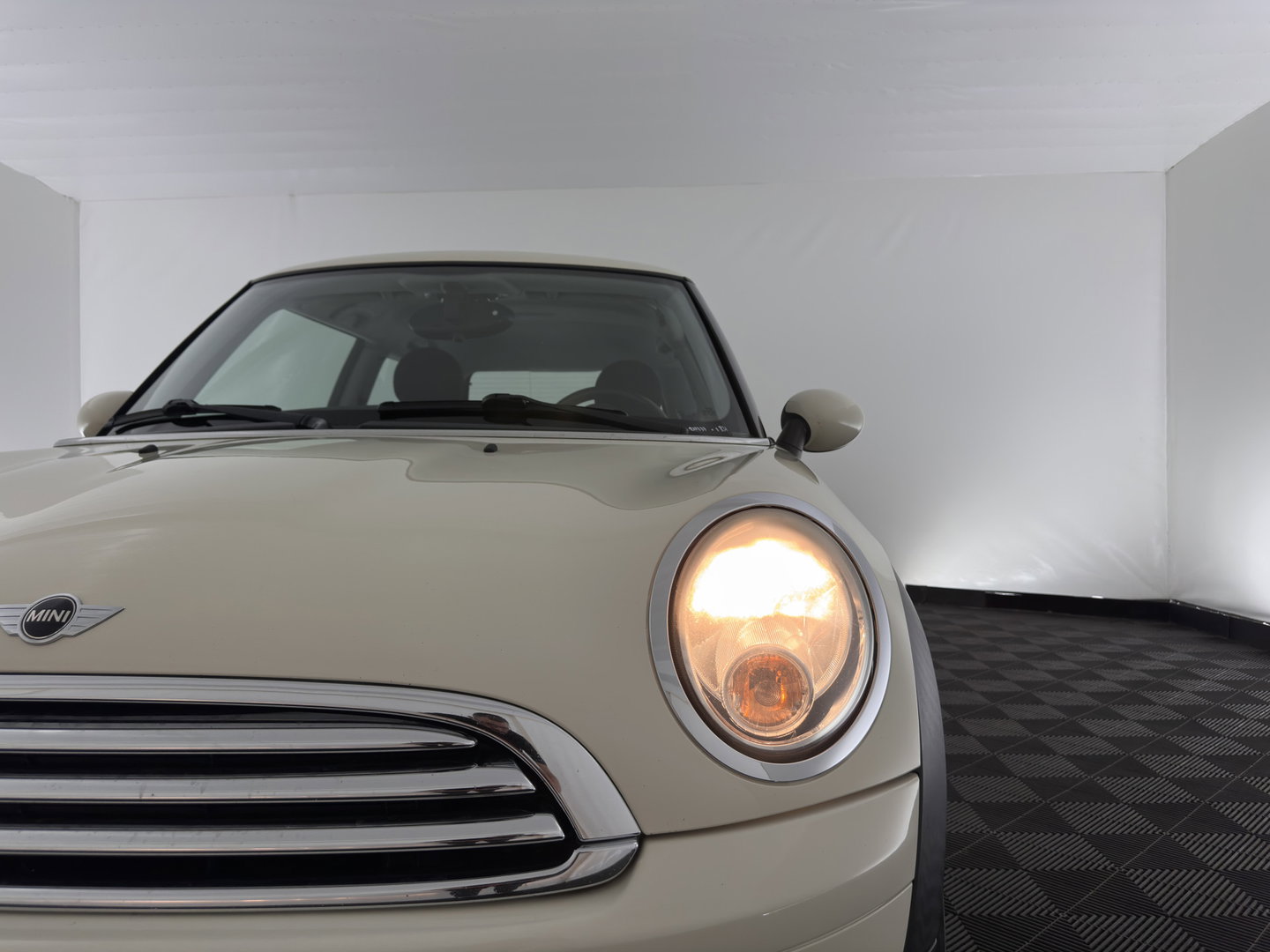 MINI 3-deurs 1.6 Cooper Pepper *LEATHER-FABRIC | COMFORTSEATS | ECC | CHROME-PACK | RADIO-CD | 17''ALU*