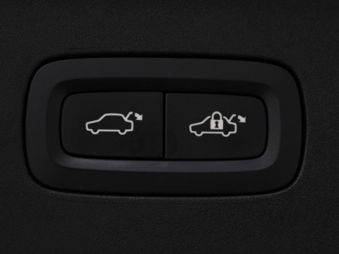 Polestar 2 Long Range Dual Motor Launch Edition 78kWh SOH 91,9% | Panoramadak | 360 Camera | Carplay | Navigatie | Adaptive Cruise | Harman Kardon | Stoel & Stuurwiel verwarming