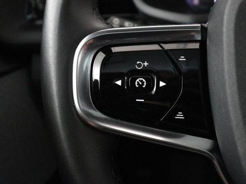 Polestar 2 Long Range Dual Motor Launch Edition 78kWh SOH 91,9% | Panoramadak | 360 Camera | Carplay | Navigatie | Adaptive Cruise | Harman Kardon | Stoel & Stuurwiel verwarming