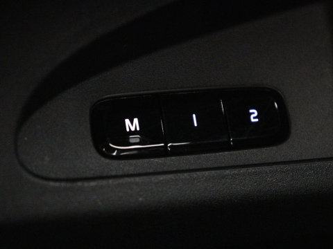 Polestar 2 Long Range Dual Motor Launch Edition 78kWh SOH 91,9% | Panoramadak | 360 Camera | Carplay | Navigatie | Adaptive Cruise | Harman Kardon | Stoel & Stuurwiel verwarming