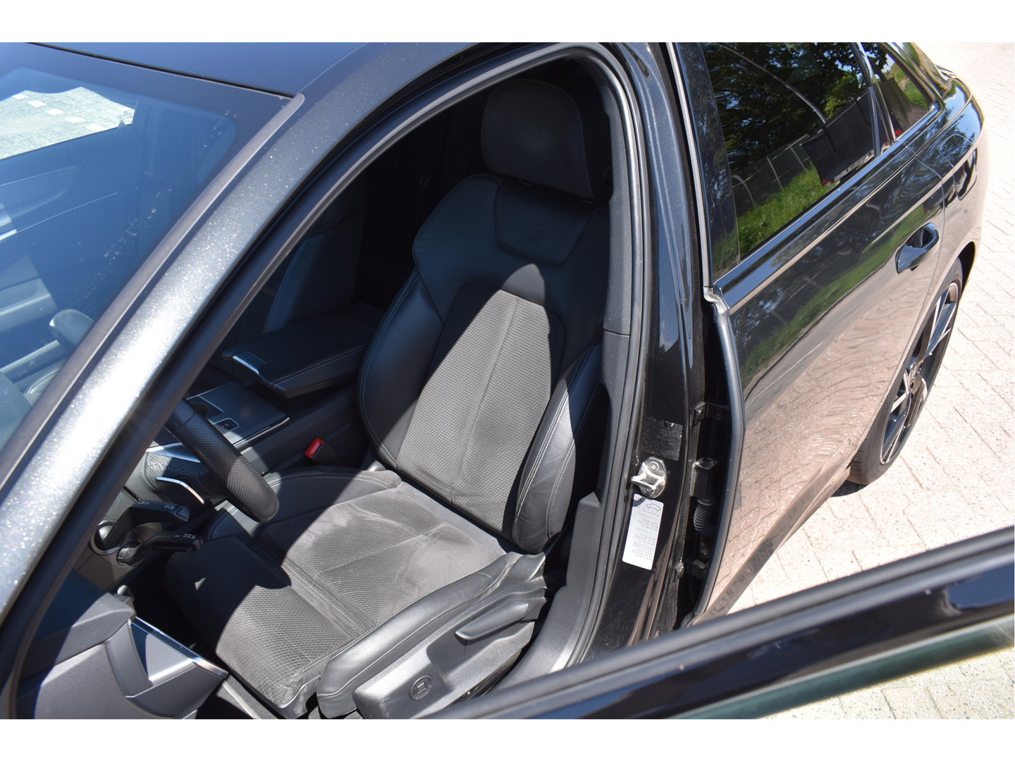 Audi A6 Limousine 50 TFSI e quattro S edition 299 pk | Standkachel | Camera | Carplay | Adapt.CC | Stoelverw. | Virtual cockpit | 20" LM | Full LED