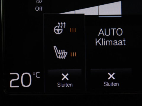 Volvo V60 2.0 T4 R-Design Panoramadak | Full LED | Trekhaak | Carplay | Pilot assist | Navigate | Stoel & Stuurverwarming | Achteruitrij camera | Cruise control | Climate control