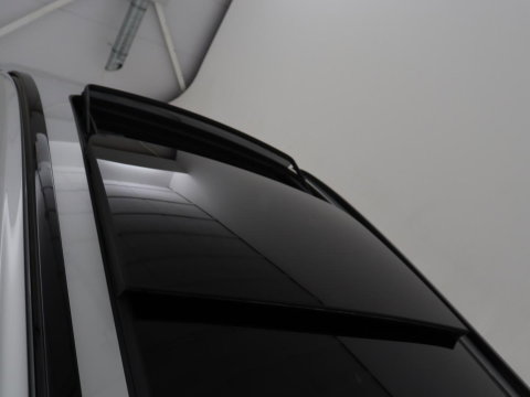 Volvo V60 2.0 T4 R-Design Panoramadak | Full LED | Trekhaak | Carplay | Pilot assist | Navigate | Stoel & Stuurverwarming | Achteruitrij camera | Cruise control | Climate control