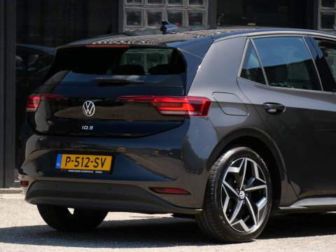 Volkswagen ID.3 77 kWh PRO S/ 360° CAMERA/ WARMTEPOMP/ ASSISTENTIE PACK /COMFORT PACK/ SOH 91%