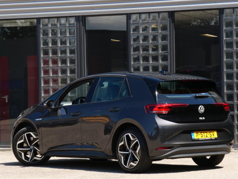 Volkswagen ID.3 77 kWh PRO S/ 360° CAMERA/ WARMTEPOMP/ ASSISTENTIE PACK /COMFORT PACK/ SOH 91%