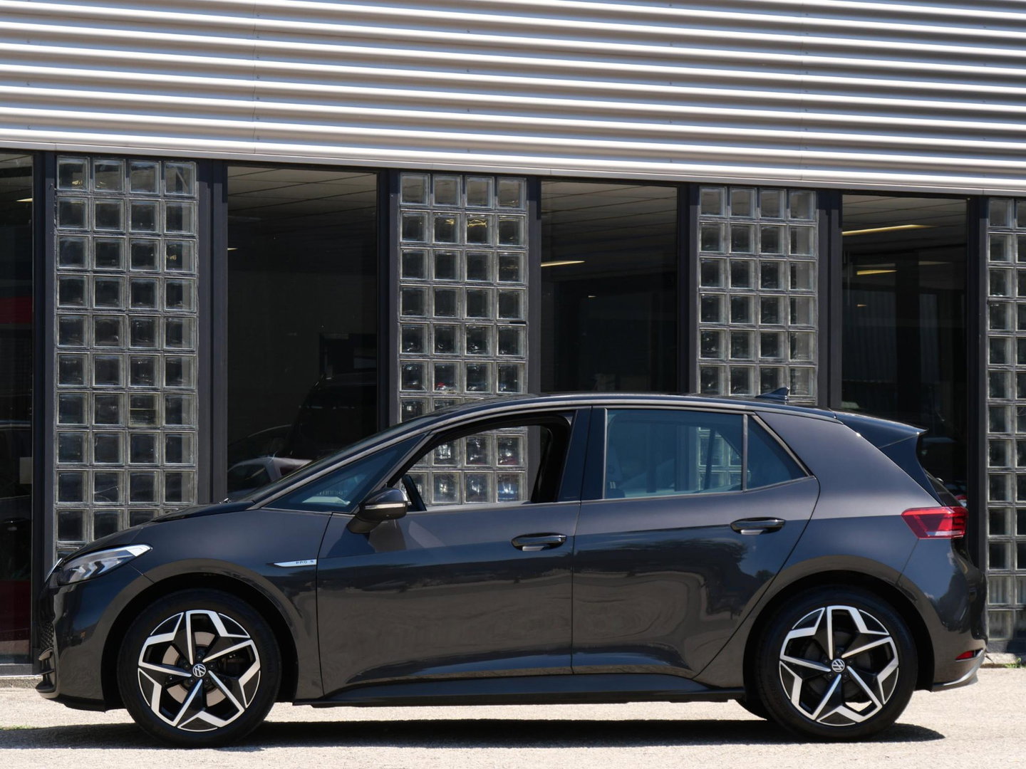 Volkswagen ID.3 77 kWh PRO S/ 360° CAMERA/ WARMTEPOMP/ ASSISTENTIE PACK /COMFORT PACK/ SOH 91%