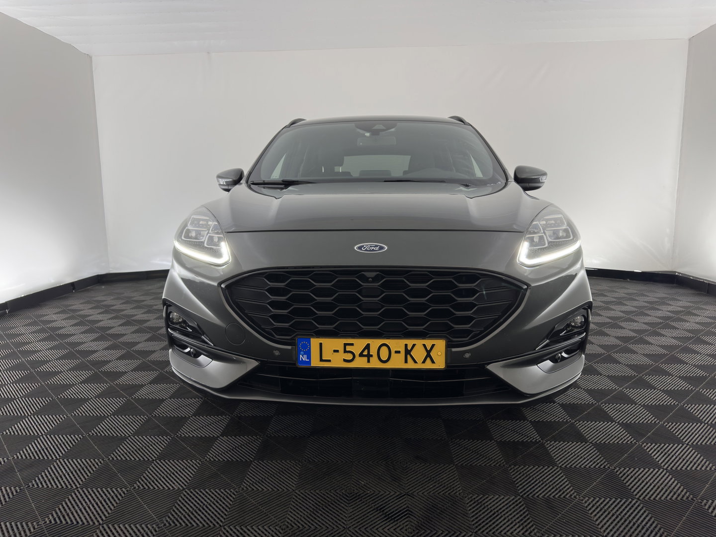 Ford Kuga 2.5 PHEV ST-Line X (Plug-in) (INCL-BTW) Aut. *DIGI-COCKPIT | MICROFIBRE-LEATHER | ADAPTIVE-CRUISE | BLINDSPOT | FULL-LED | KEYLESS | DAB | APP.CONNECT | NAVI-FULLMAP | HEATED-SPORTSEATS | PRIVACY-GLASS | 19"ALU*