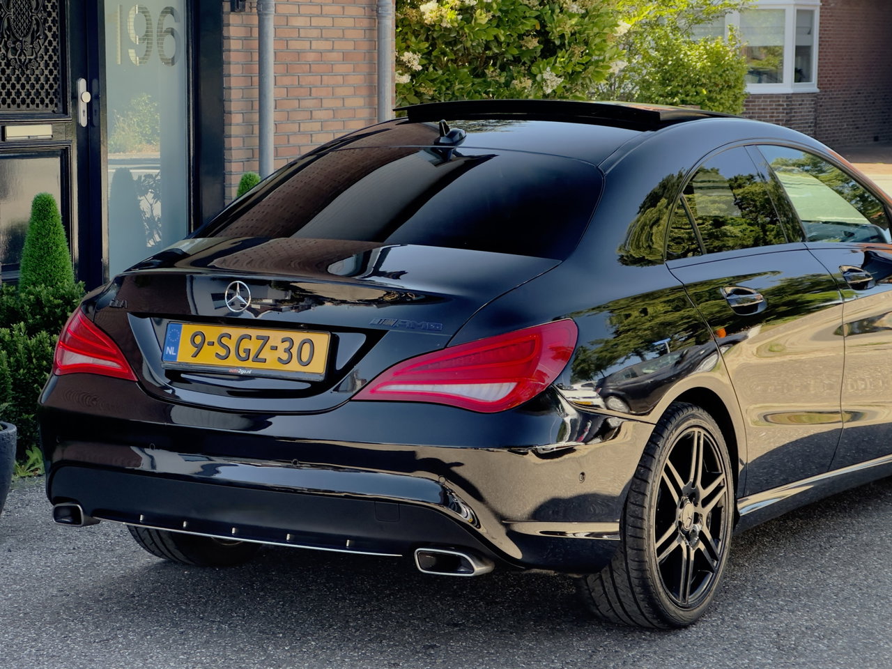Mercedes-Benz CLA