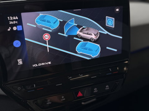 Volkswagen ID.3 First Plus 58 kWh / Massage / IQ-Light / *NAP*