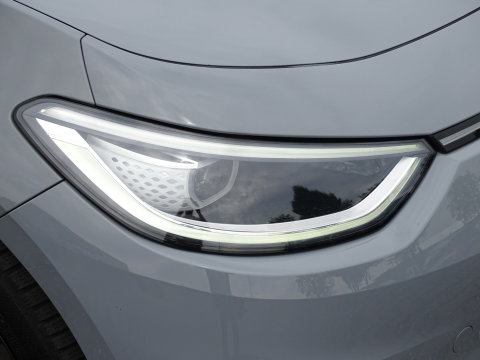 Volkswagen ID.3 First Plus 58 kWh / Massage / IQ-Light / *NAP*
