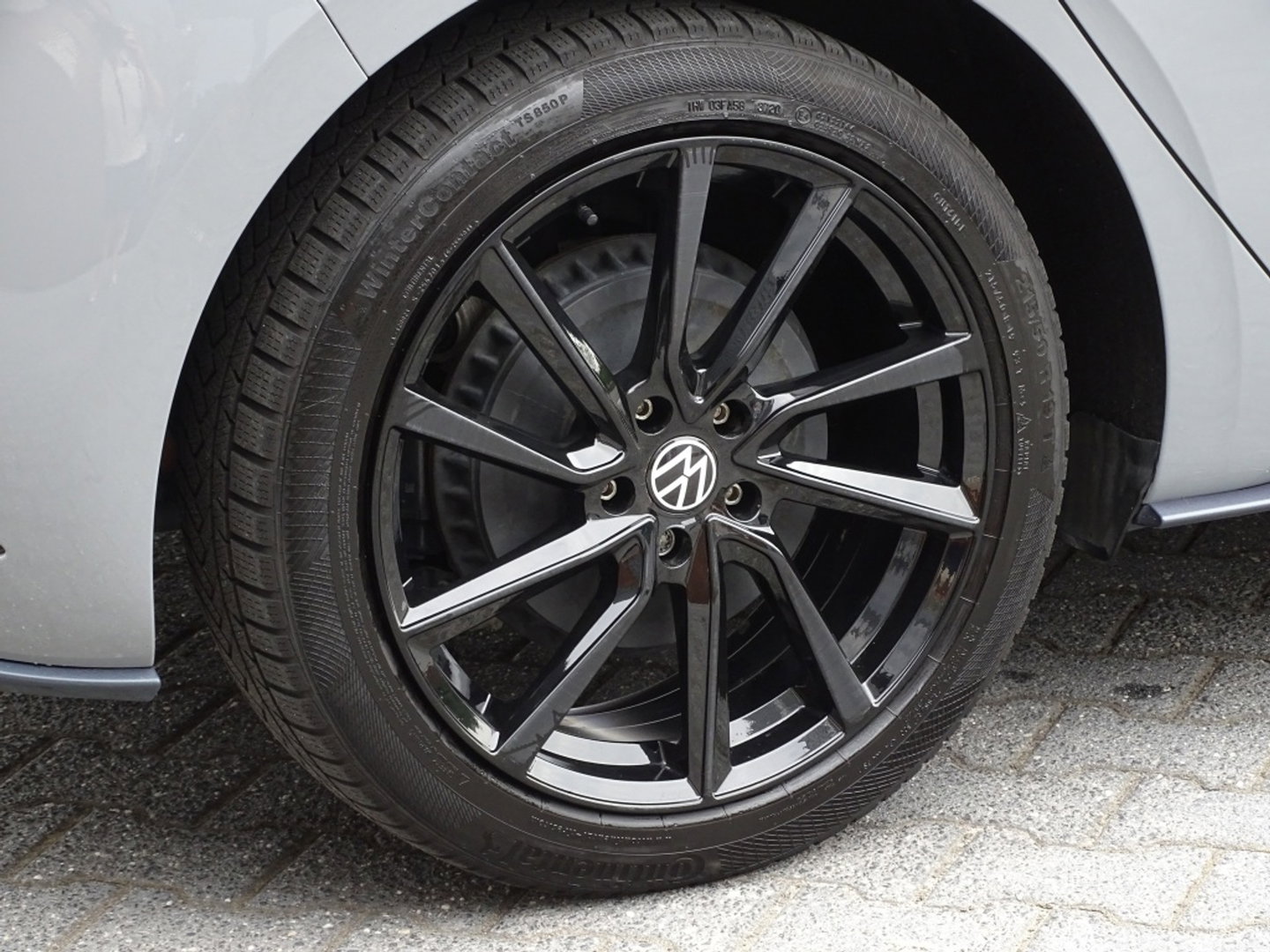 Volkswagen ID.3 First Plus 58 kWh / Massage / IQ-Light / *NAP*