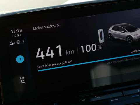 Volkswagen ID.3 77 kWh PRO S/ 360° CAMERA/ WARMTEPOMP/ ASSISTENTIE PACK /COMFORT PACK/ SOH 91%