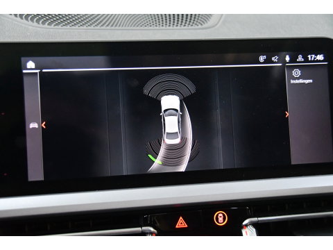 BMW 3-serie 330i M-Pakket, Pano, Bodykit, Applecarplay