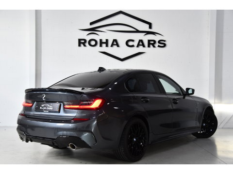 BMW 3-serie 330i M-Pakket, Pano, Bodykit, Applecarplay