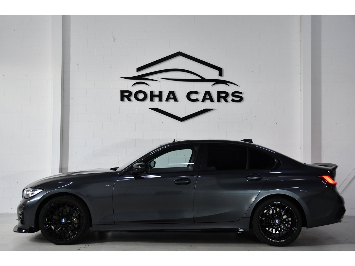 BMW 3-serie 330i M-Pakket, Pano, Bodykit, Applecarplay