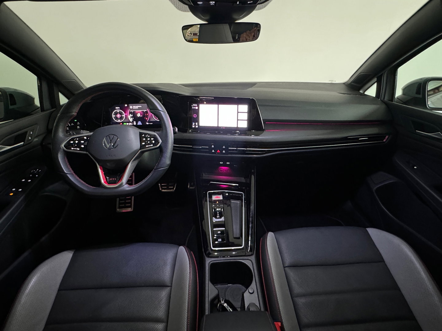 Volkswagen Golf 2.0 TSI GTI Clubsport Pano|Memory|Keyless|IQ