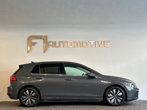 Volkswagen Golf 1.5 TSI Highline Keyless|IQ|Camera|Massage