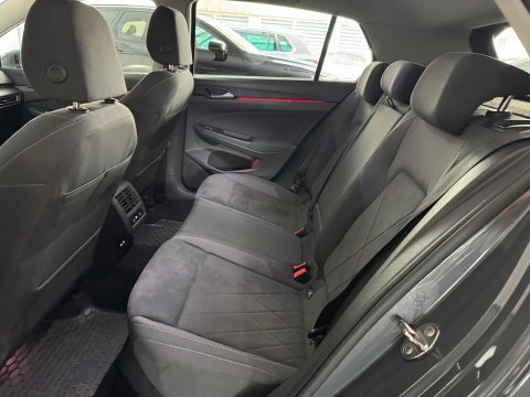 Volkswagen Golf 1.5 TSI Highline Keyless|IQ|Camera|Massage