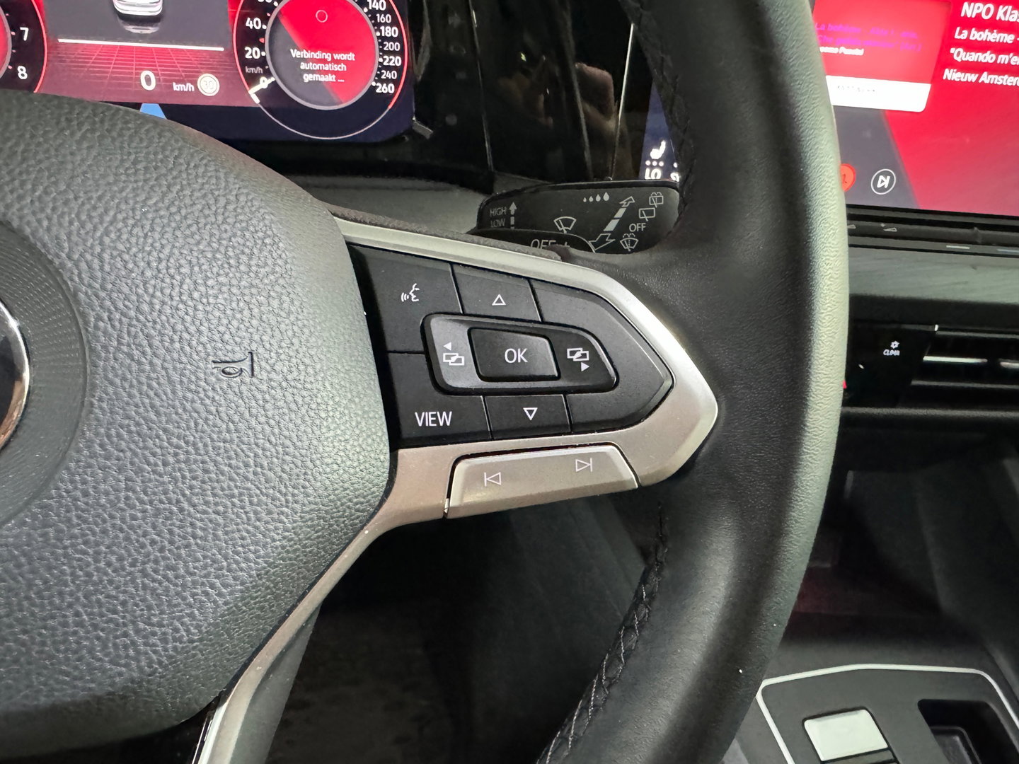 Volkswagen Golf 1.5 TSI Highline Keyless|IQ|Camera|Massage