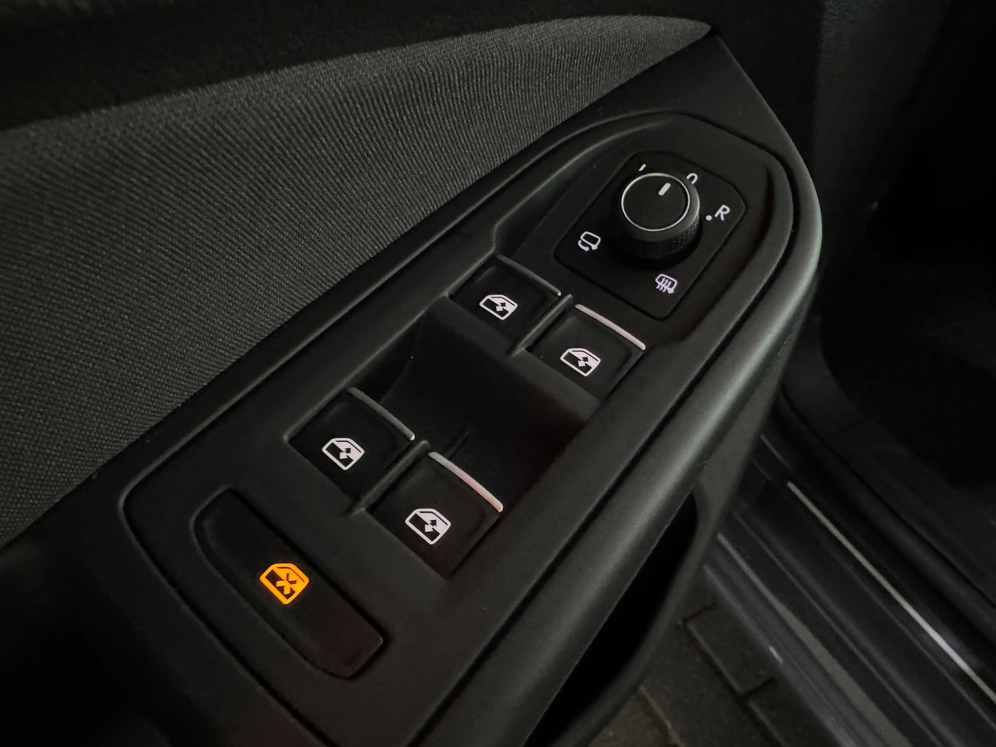 Volkswagen Golf 1.5 TSI Highline Keyless|IQ|Camera|Massage