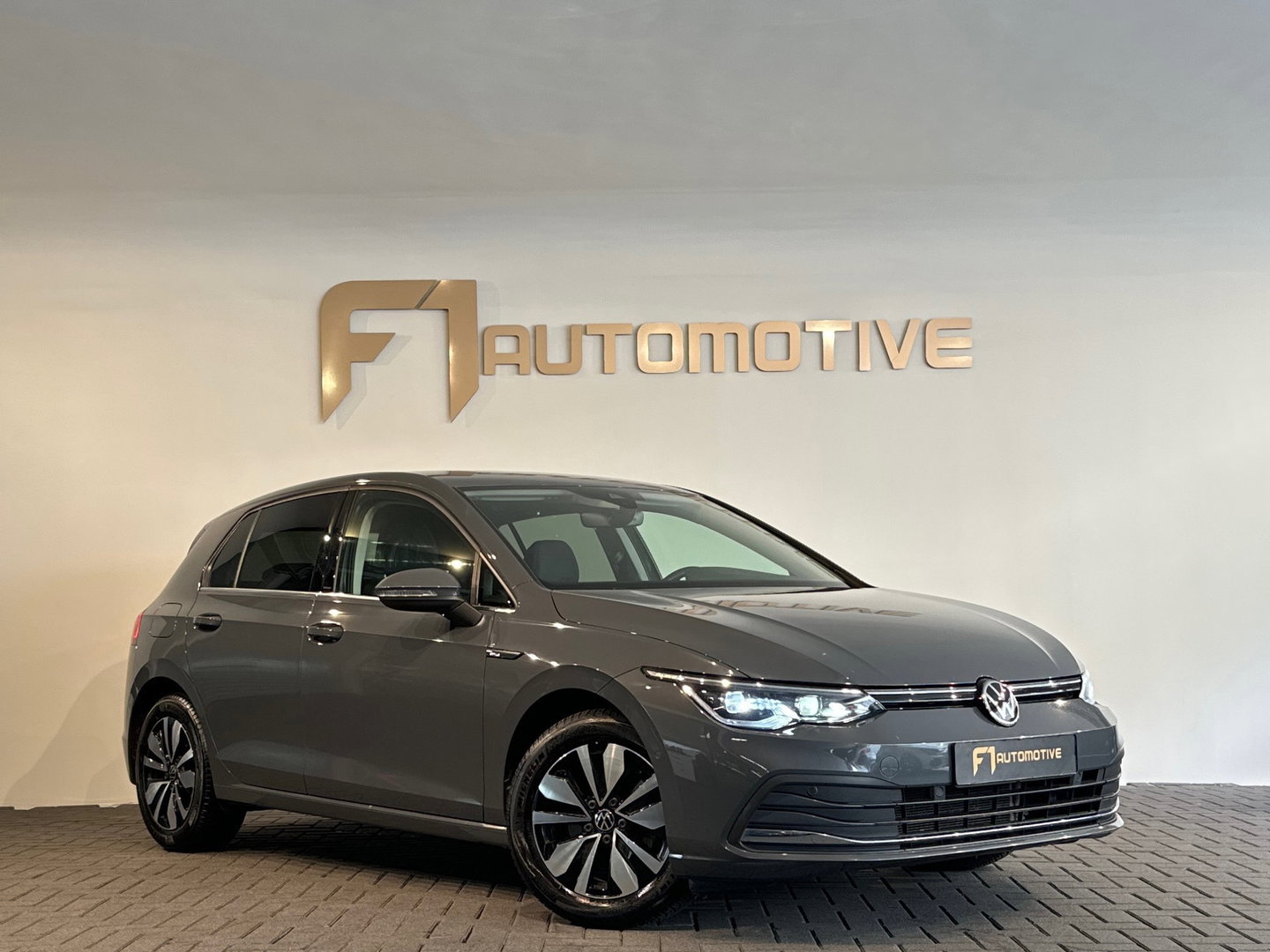 Volkswagen Golf 1.5 TSI Highline Keyless|IQ|Camera|Massage