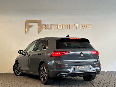 Volkswagen Golf 1.5 TSI Highline Keyless|IQ|Camera|Massage