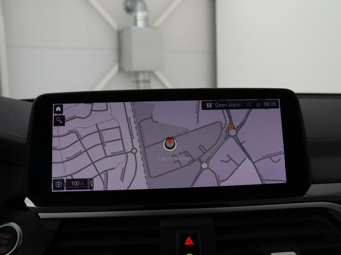 BMW X3 xDrive20i High Executive Edition Panorama dak | Carplay | Climate control | Stoelverwarming | Cruise control | Sfeerverlichting | Navigatie | Bluetooth | Leder bekleding | Achteruitrij camera | DAB Radio