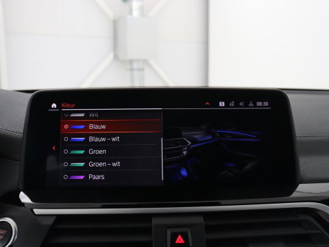 BMW X3 xDrive20i High Executive Edition Panorama dak | Carplay | Climate control | Stoelverwarming | Cruise control | Sfeerverlichting | Navigatie | Bluetooth | Leder bekleding | Achteruitrij camera | DAB Radio